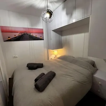 Great Close To Plaza De Torres Alicante